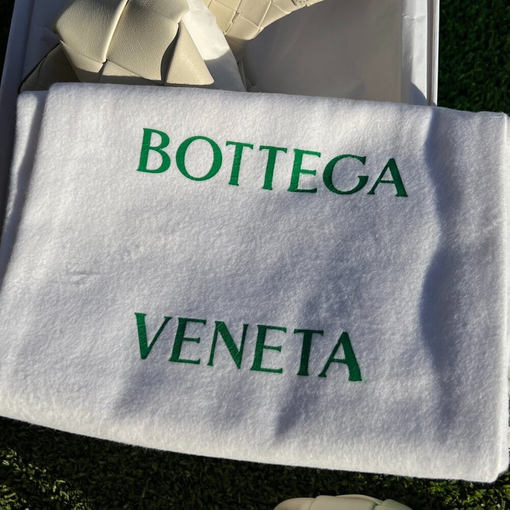 Bottega Veneta Heels - Picture 9 of 10